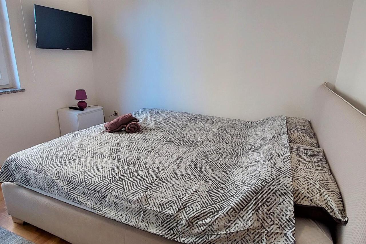 Apartman Crikvenica 35862 - Rea מראה חיצוני תמונה